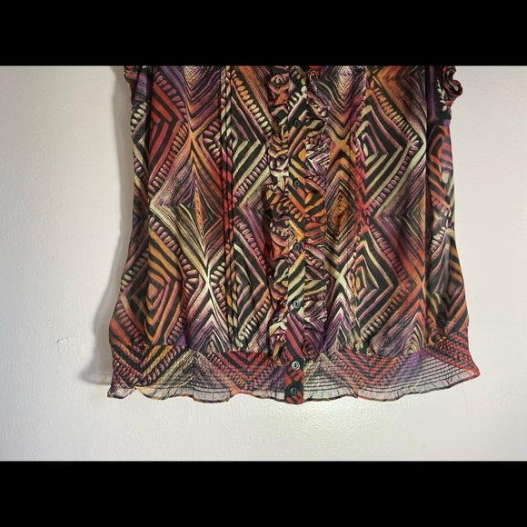 East 5th Women’s Button Down V Neck Blouse Size 1X - Picture 8 of 9